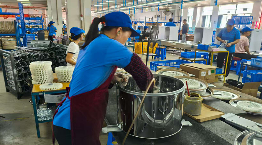 烘干機發(fā)出異響？別慌，我們來幫您