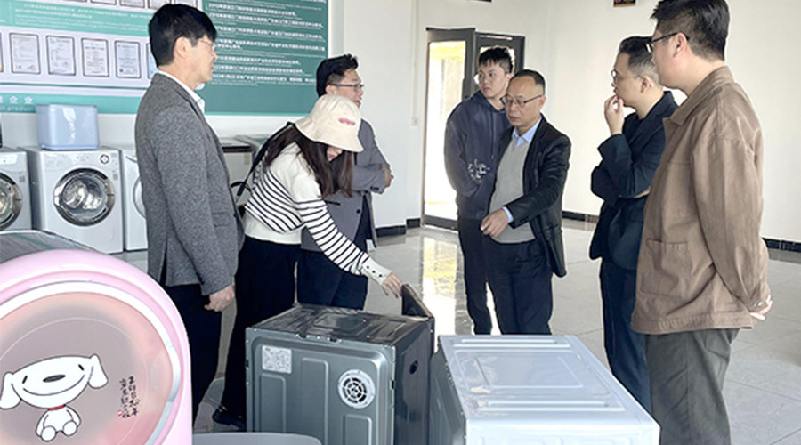 再續(xù)前緣！客戶遠(yuǎn)道而來到訪金環(huán)電器洽談滾筒干衣機(jī)合作