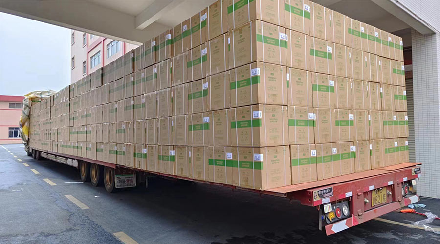 場(chǎng)面壯觀！國(guó)內(nèi)某知名品牌客戶2000臺(tái)波輪洗衣機(jī)高效裝柜完畢