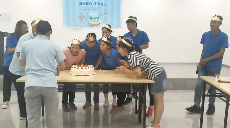 金環(huán)電器6月份員工生日會  美好如約而至！