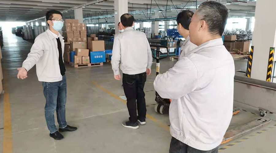 查隱患 防事故！金環(huán)電器領(lǐng)導(dǎo)開(kāi)展節(jié)前安全檢查